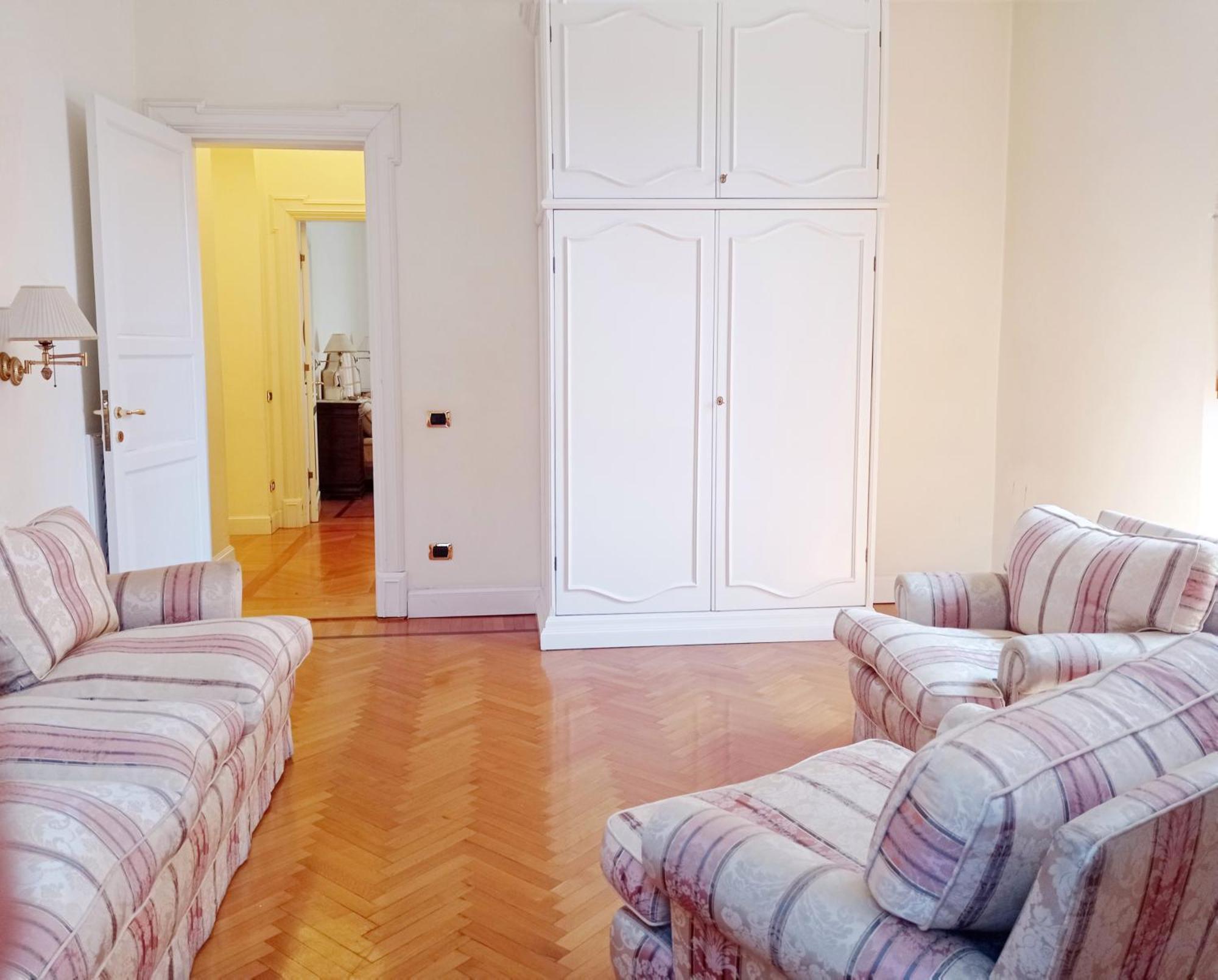 Roman Holidays Boutique Phòng bức ảnh